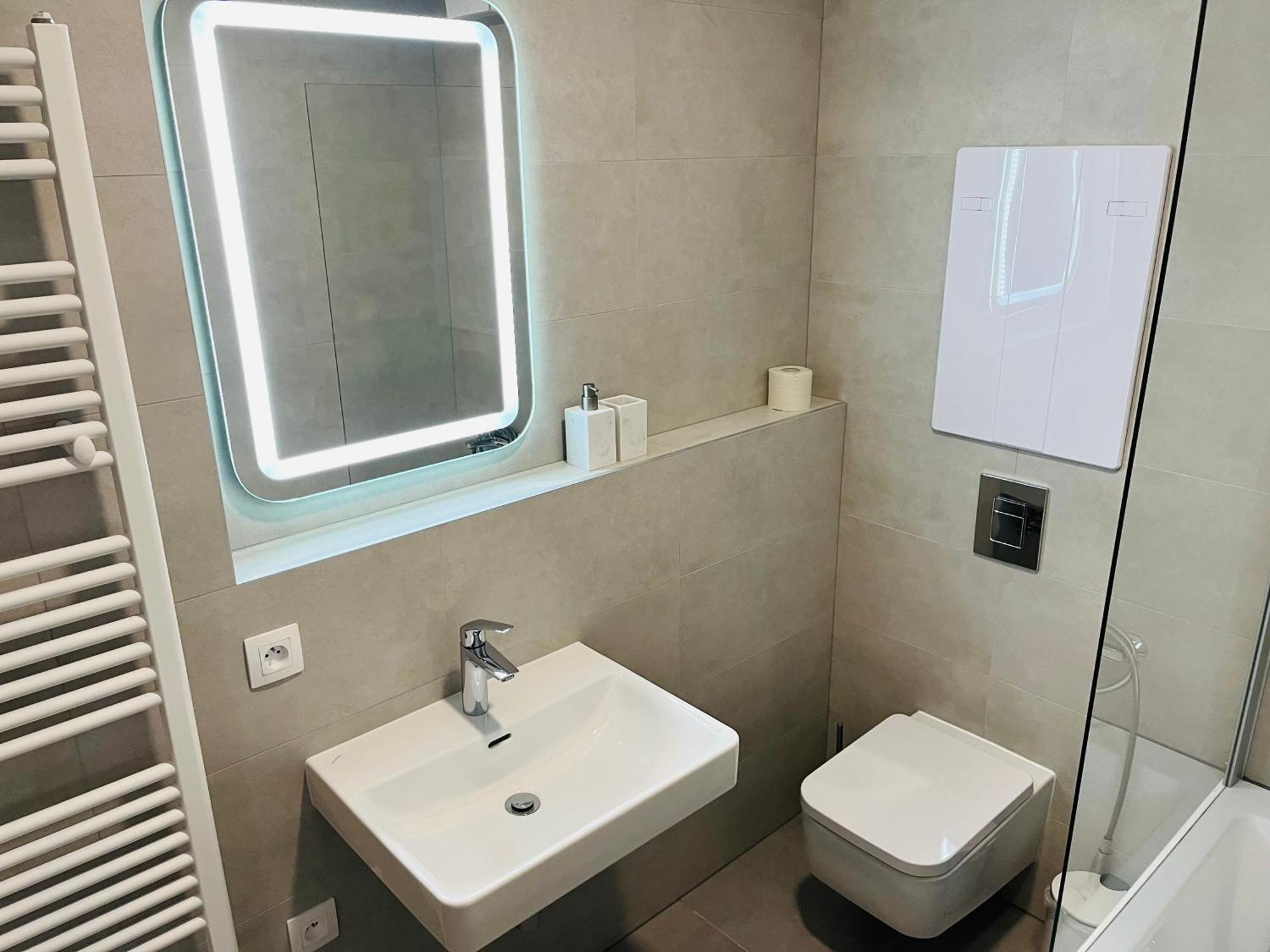 Apartman Sitka Apartment Trenčín Екстериор снимка