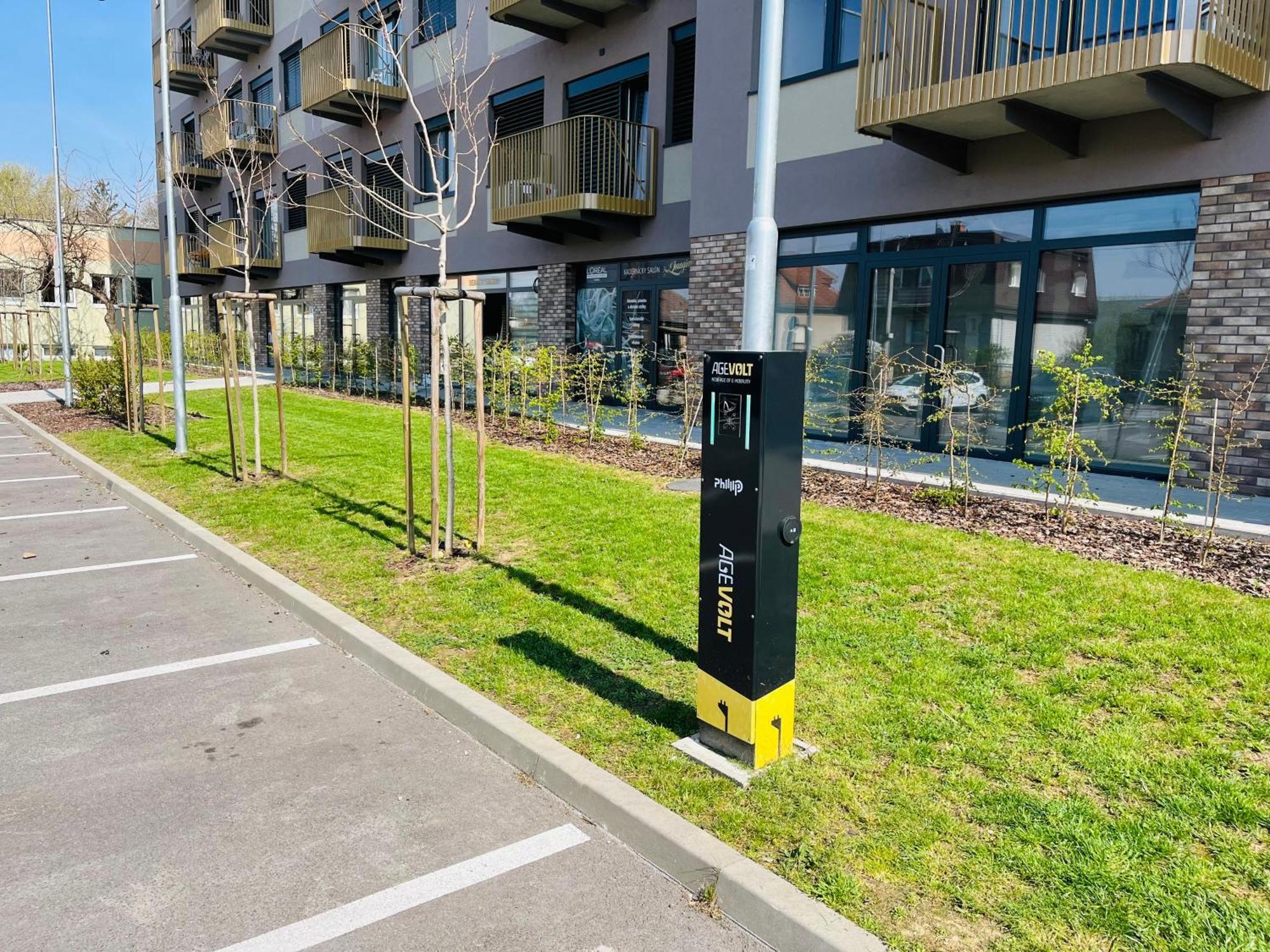 Apartman Sitka Apartment Trenčín Екстериор снимка